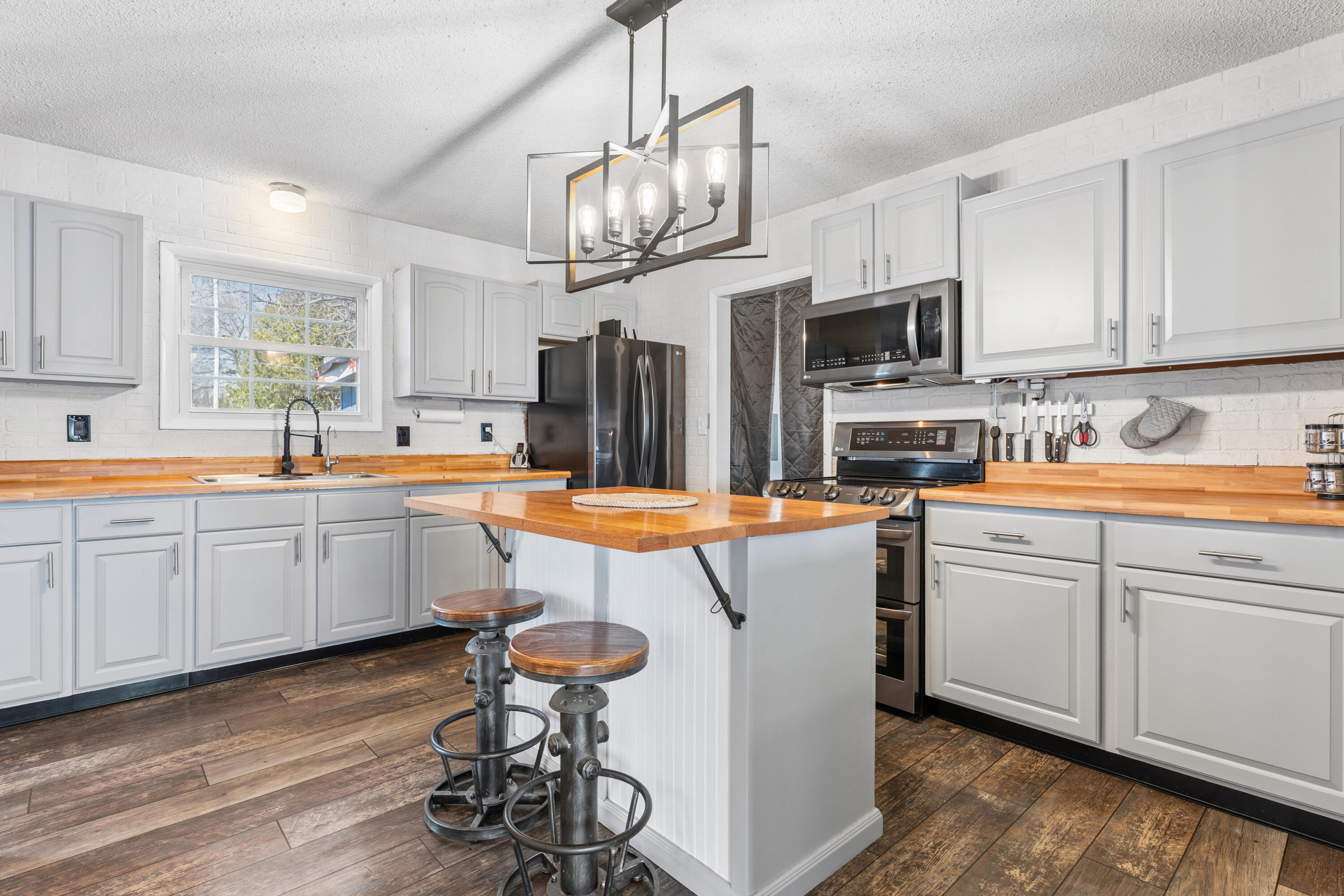 493 South 6th Street