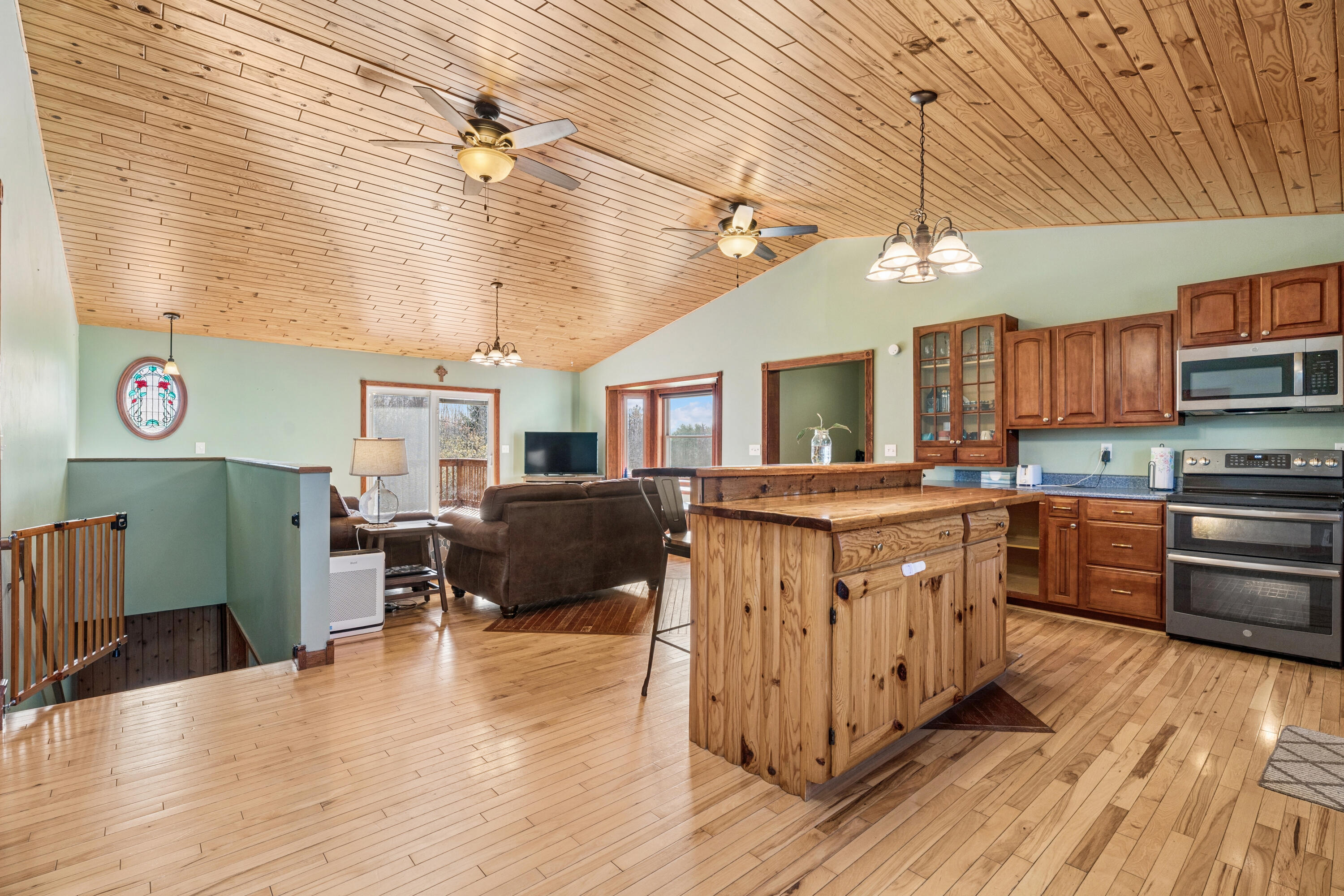 14577 US 23 North