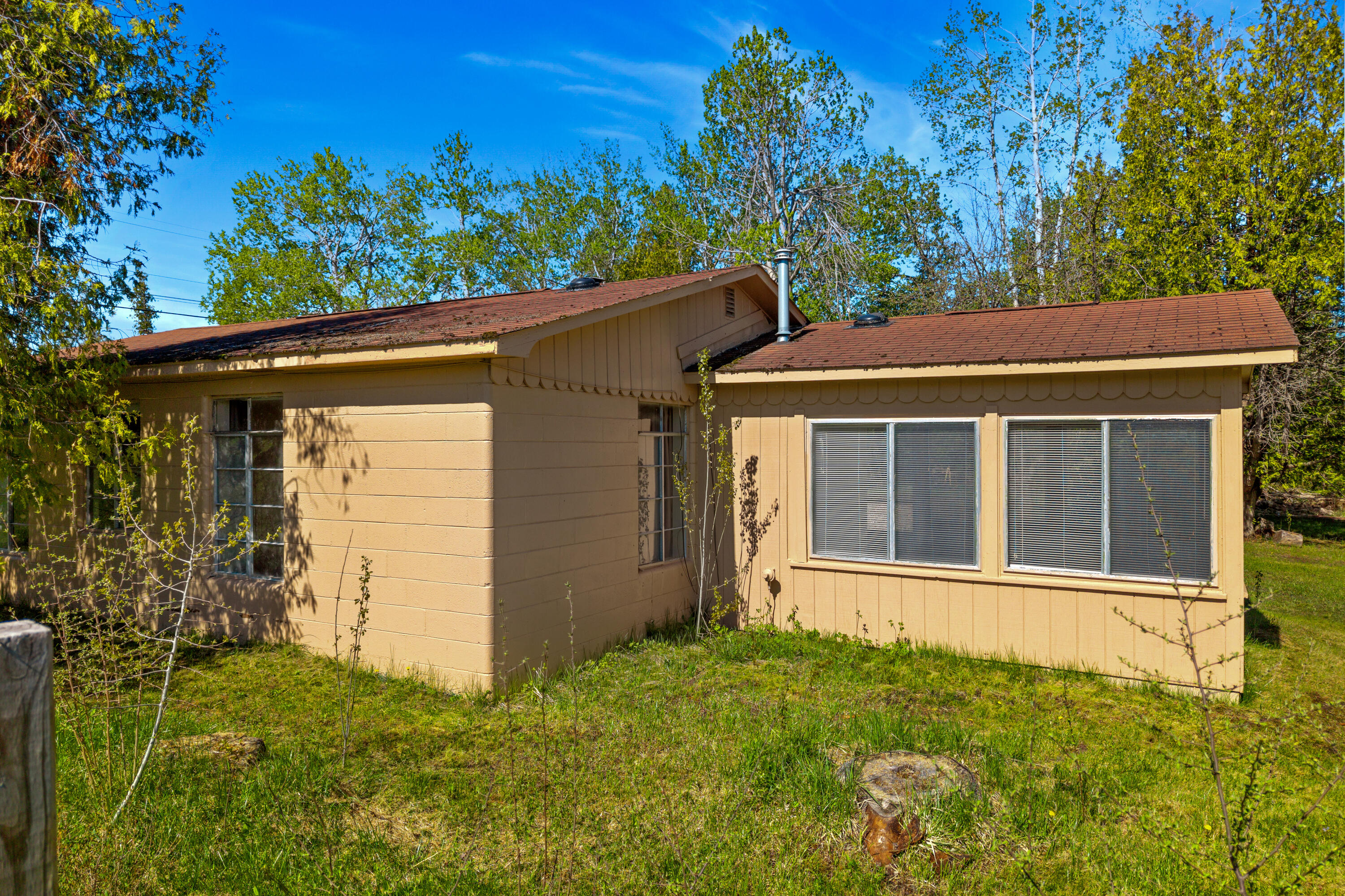 16925 US 23 South