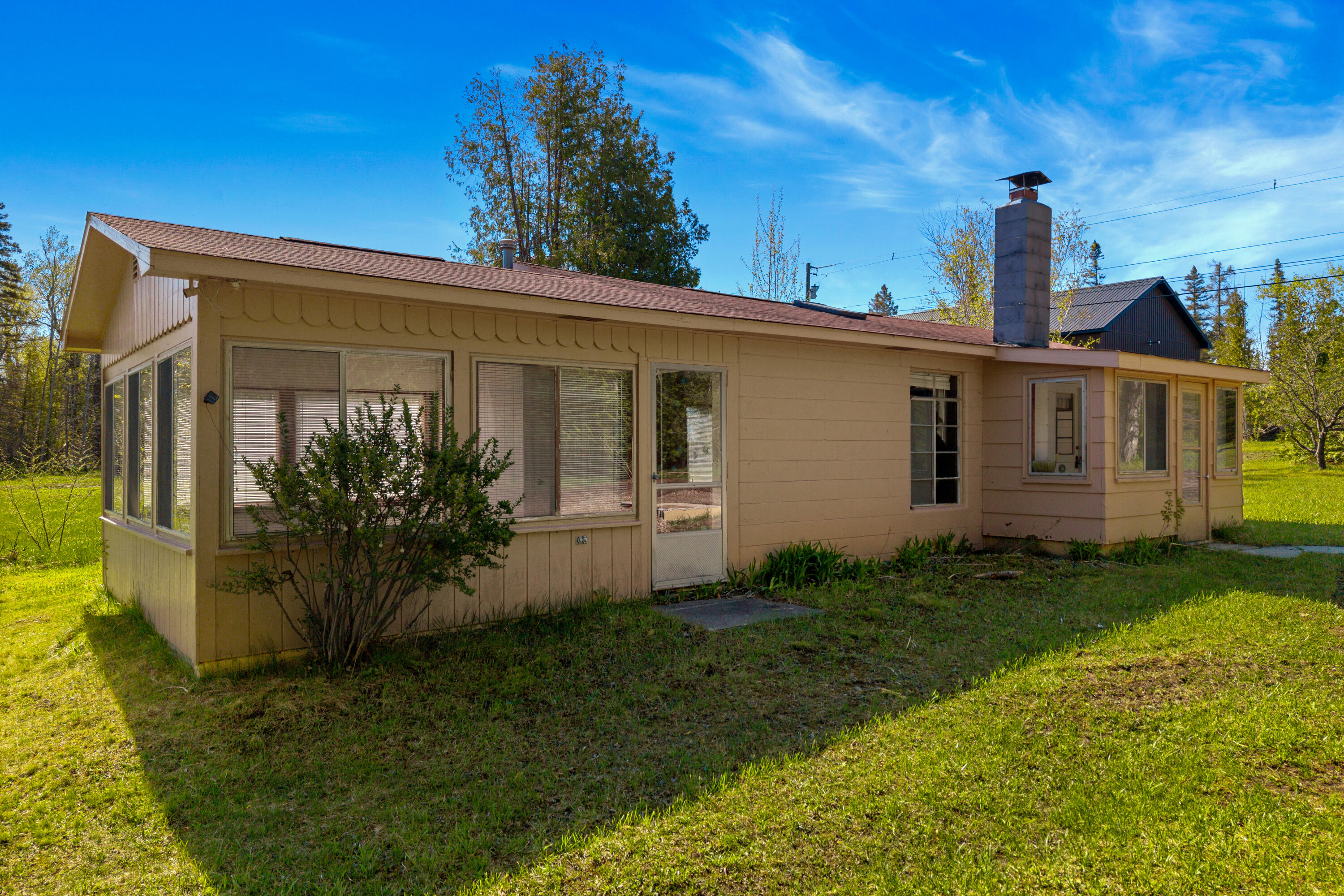 16925 US 23 South