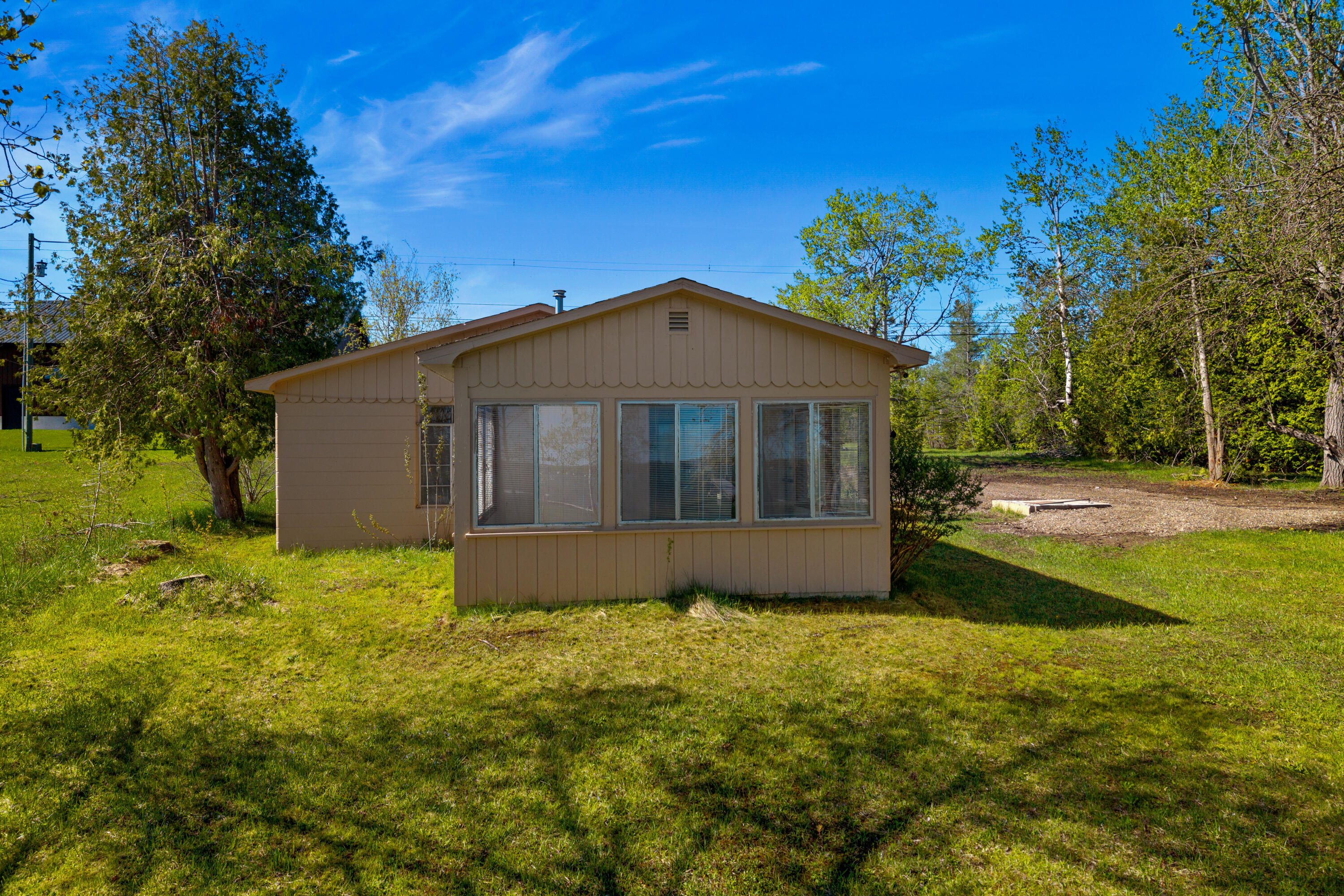 16925 US 23 South
