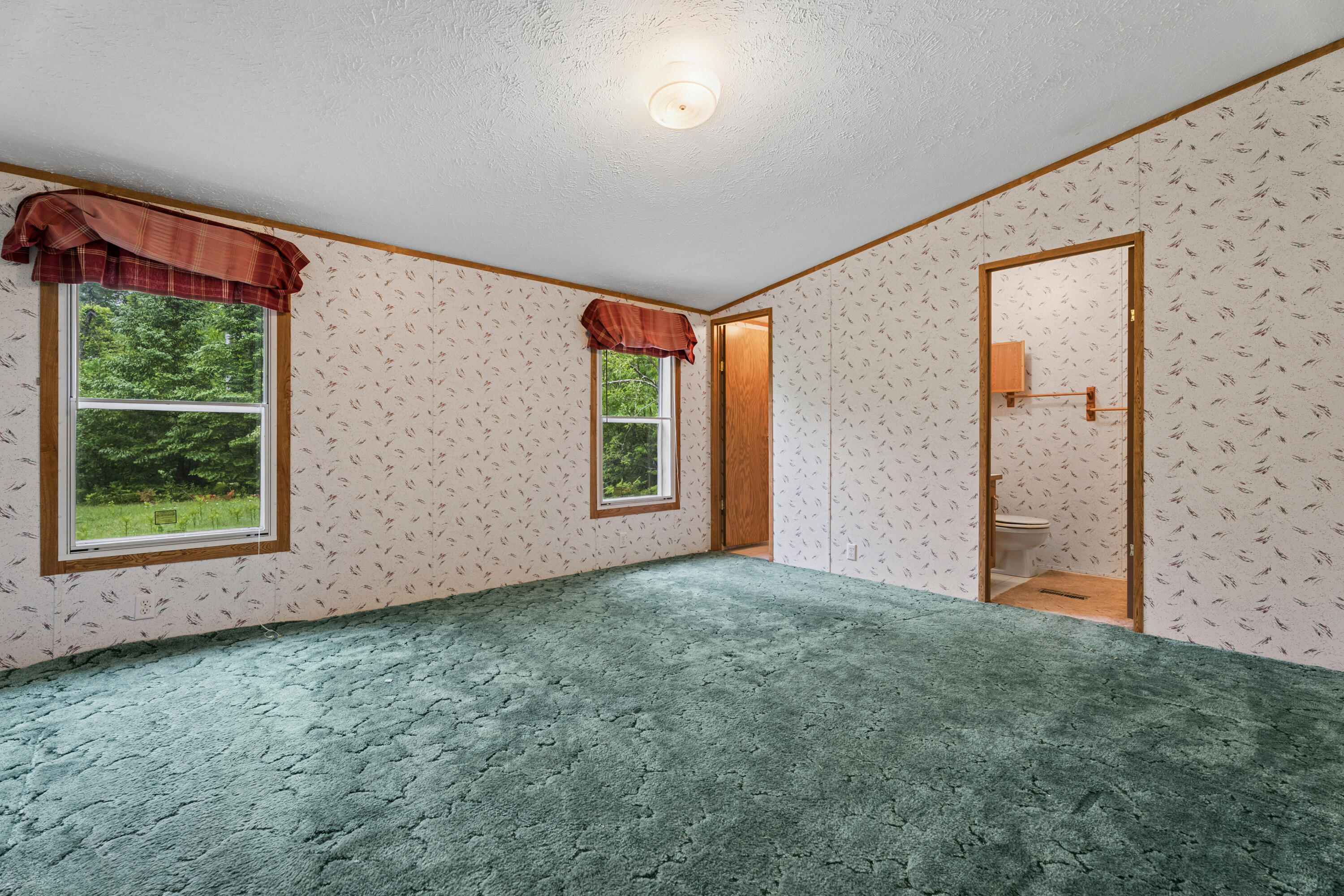 17201 Fox Run Lane
