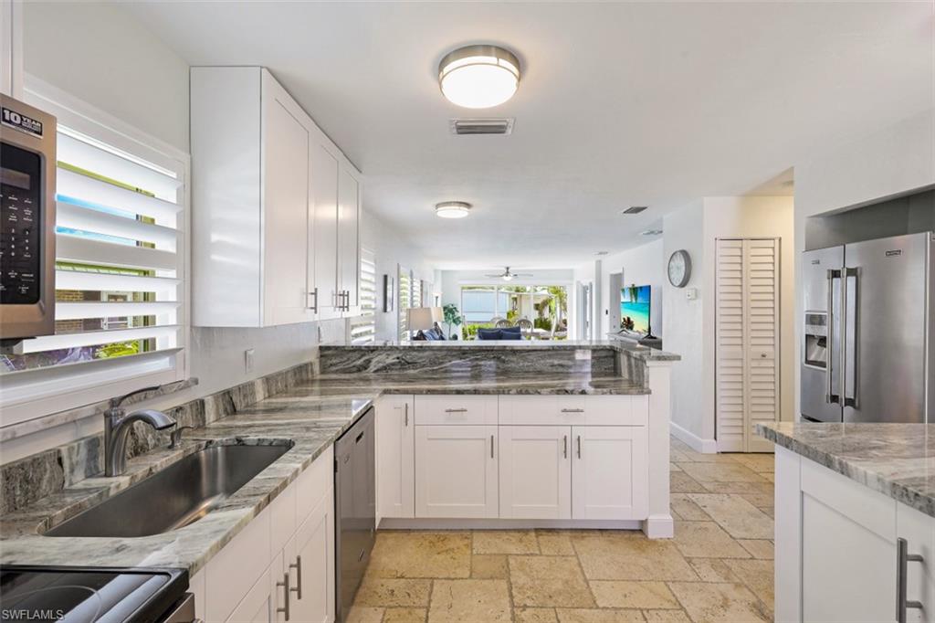 2846 Arbutus ST # C2