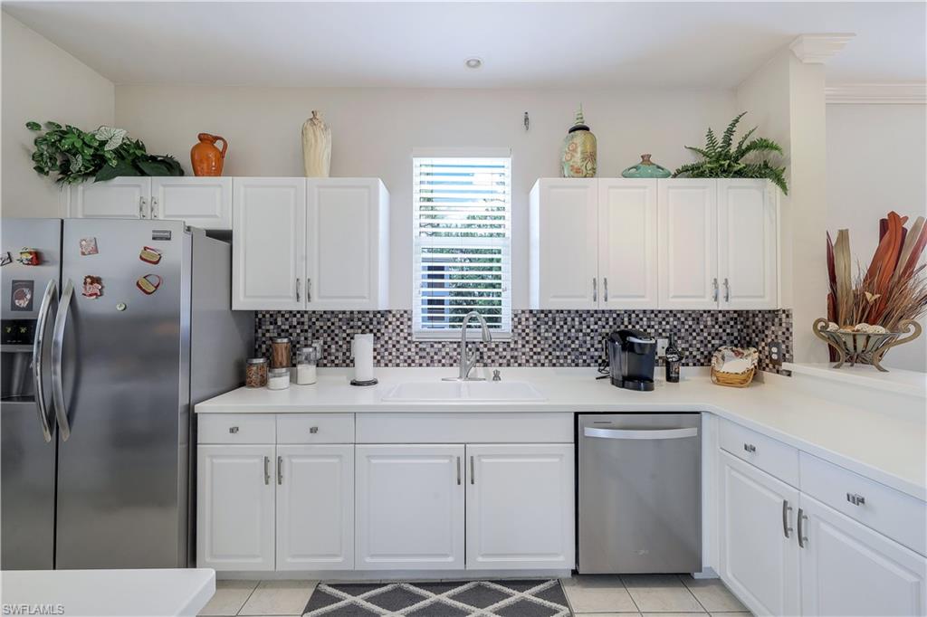 3960 Loblolly Bay DR # 301 Unit: 4-301