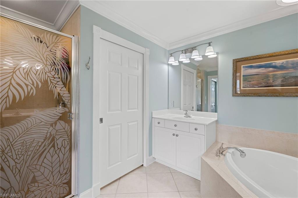 3980 Bishopwood CT E # 102 Unit: 4-102