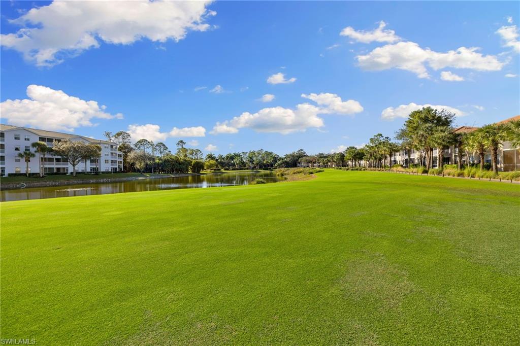 3980 Bishopwood CT E # 102 Unit: 4-102