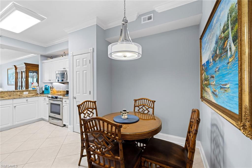 3980 Bishopwood CT E # 102 Unit: 4-102