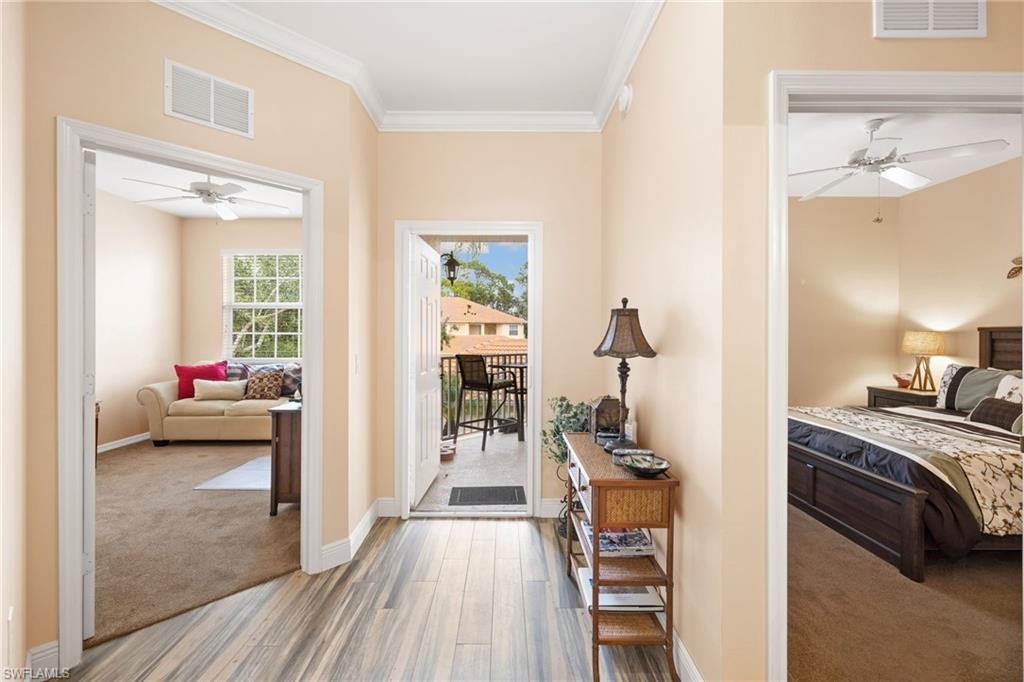 3984 Bishopwood CT E # 206 Unit: 5-206