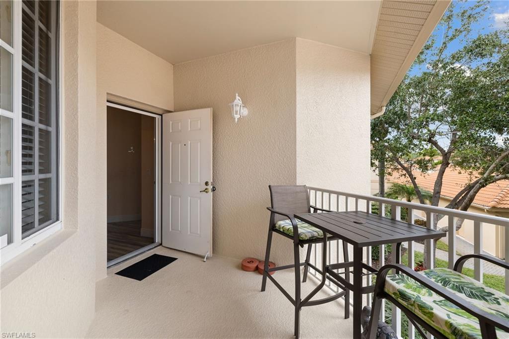 3984 Bishopwood CT E # 206 Unit: 5-206