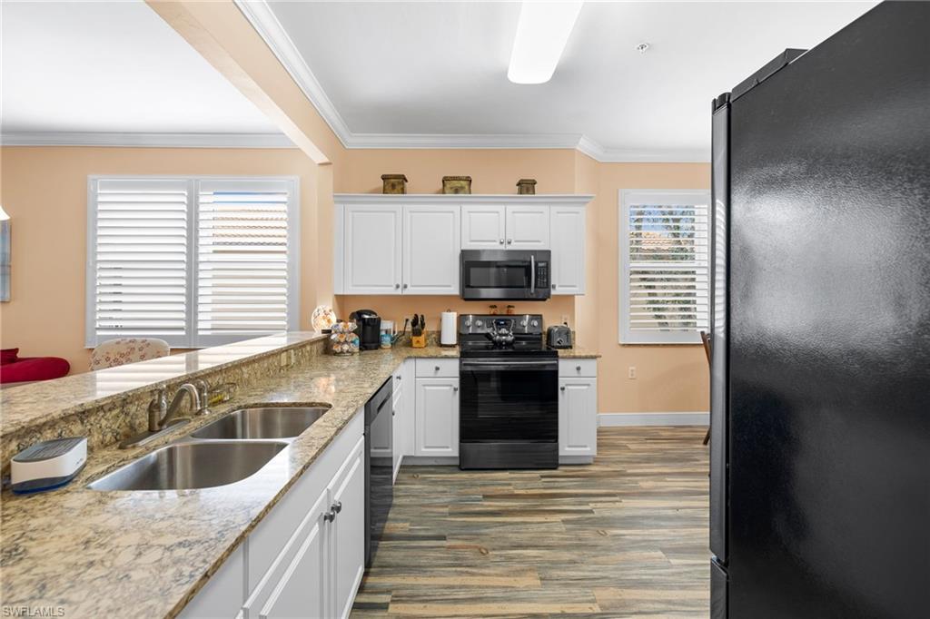 3984 Bishopwood CT E # 206 Unit: 5-206