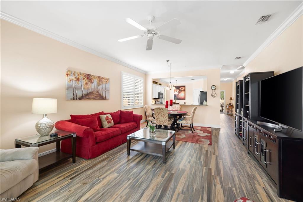 3984 Bishopwood CT E # 206 Unit: 5-206