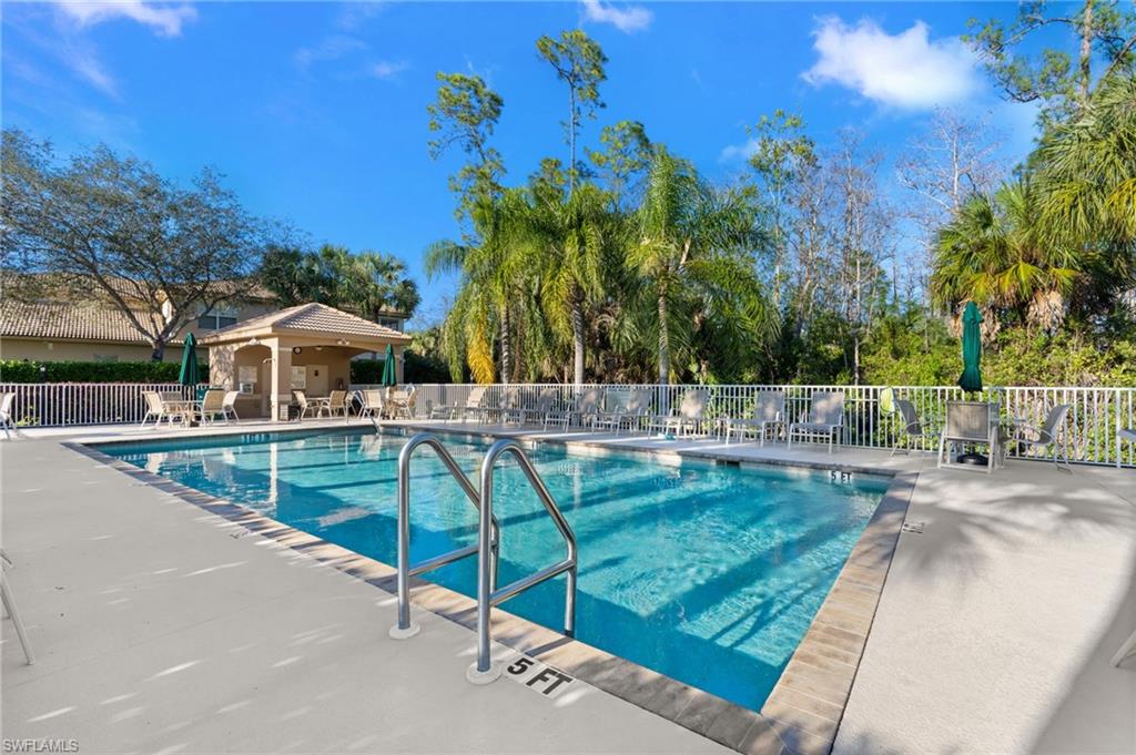 3913 Forest Glen BLVD # 201