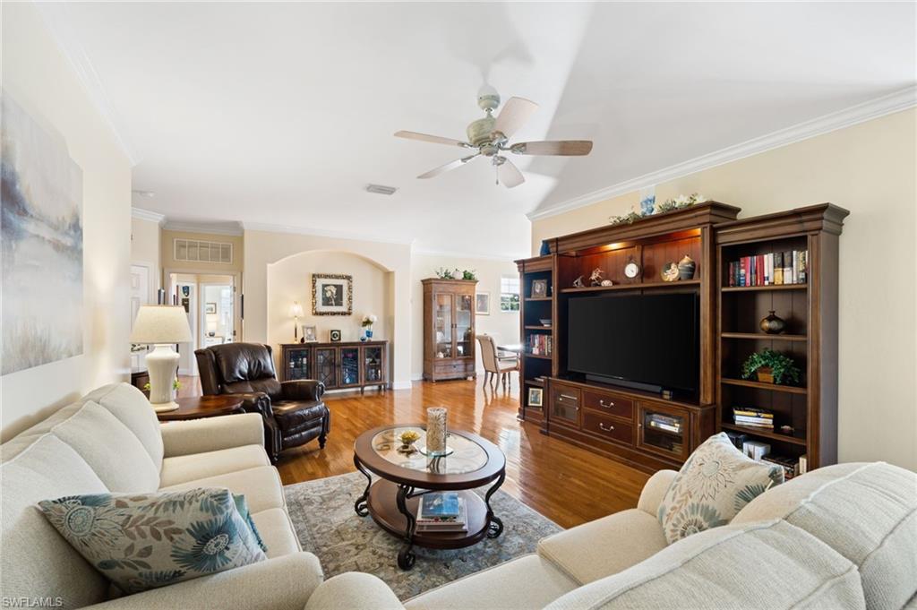 3913 Forest Glen BLVD # 201