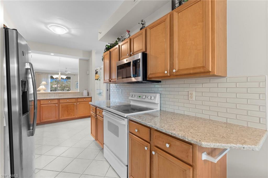 3935 Loblolly Bay DR # 201