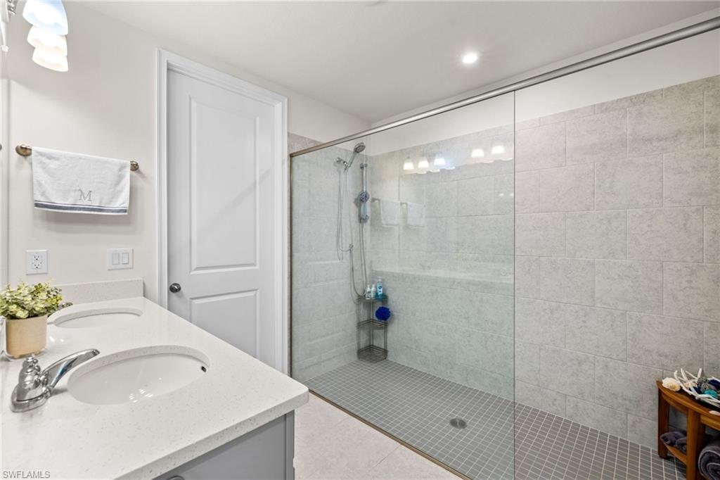 4607 ARBORETUM CIR # 15