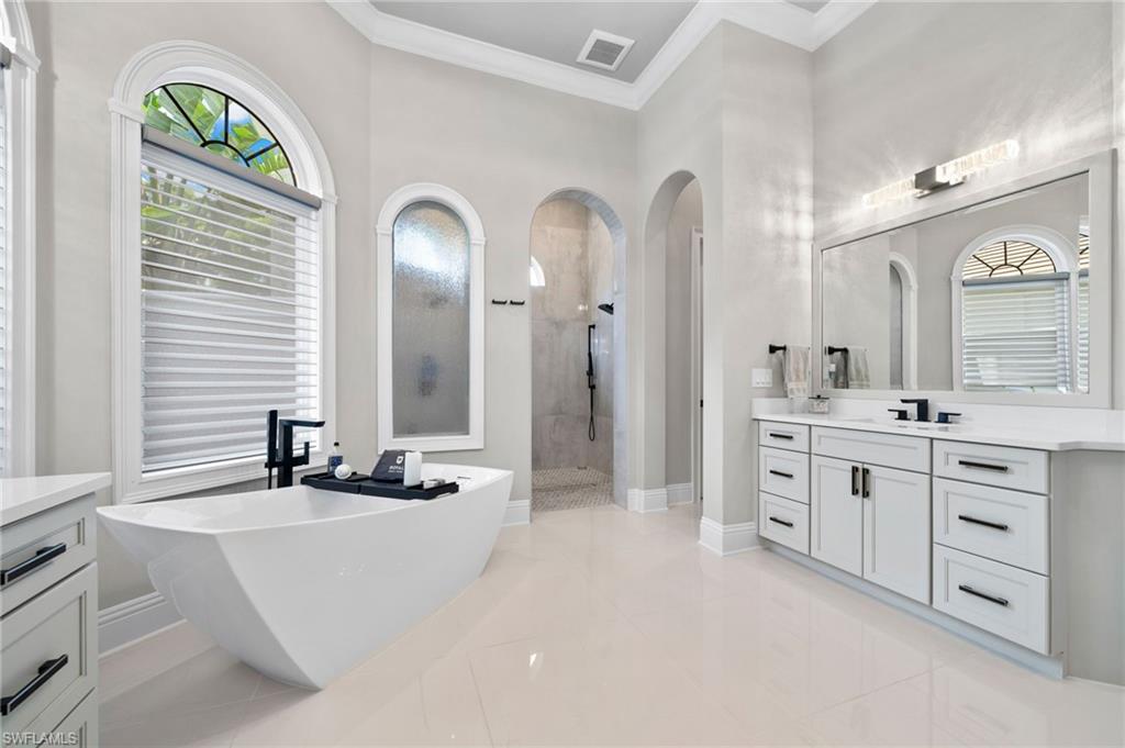 10032 MAGNOLIA BEND