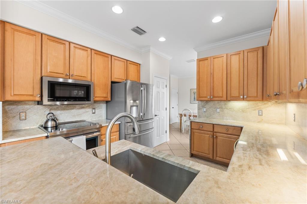 3916 FOREST GLEN BLVD # 201