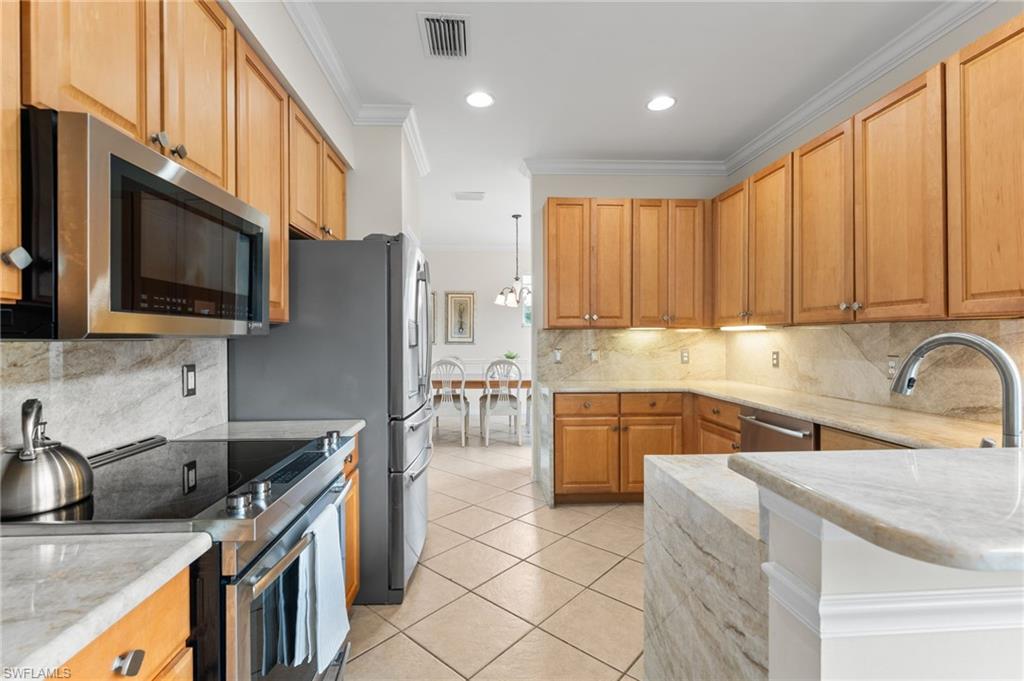 3916 FOREST GLEN BLVD # 201