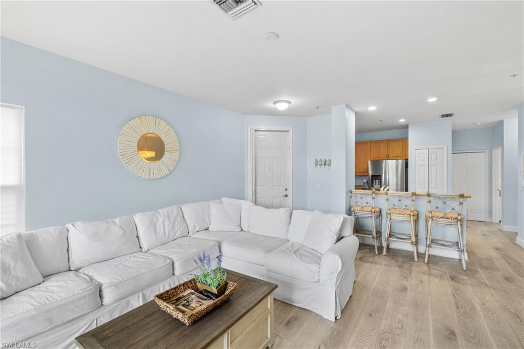 1305 Sweetwater CV # 104