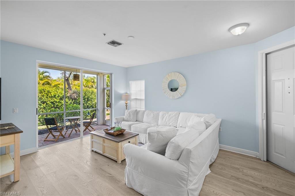 1305 Sweetwater CV # 104