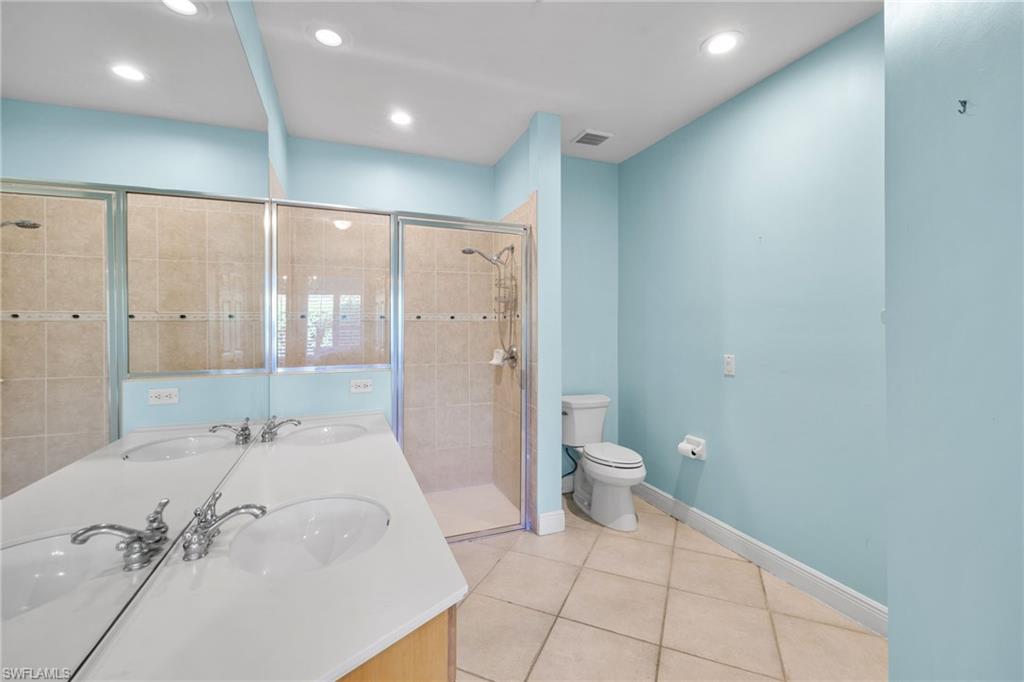 1305 Sweetwater CV # 104