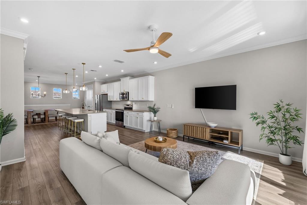 4607 Arboretum CIR Unit 202 Unit: Unit #202