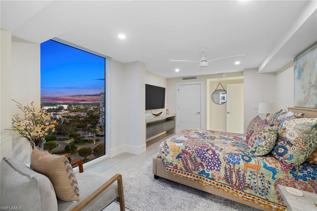 4401 Gulf Shore BLVD N # 1606, NAPLES Unit: 1606