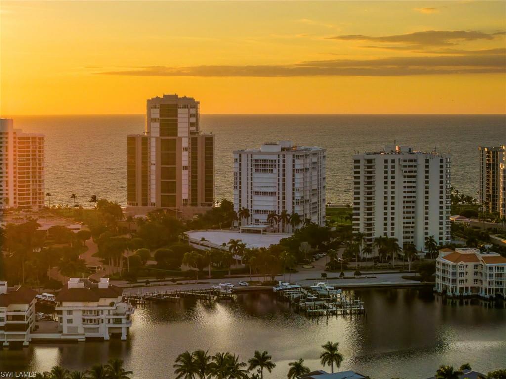 4401 Gulf Shore BLVD N # 1606, NAPLES Unit: 1606