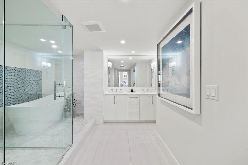 4401 Gulf Shore BLVD N # 1606, NAPLES Unit: 1606