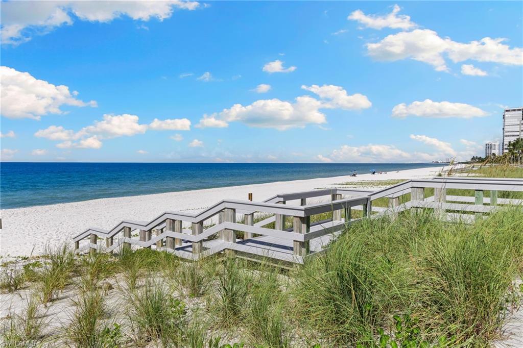 4401 Gulf Shore BLVD N # 1606, NAPLES Unit: 1606