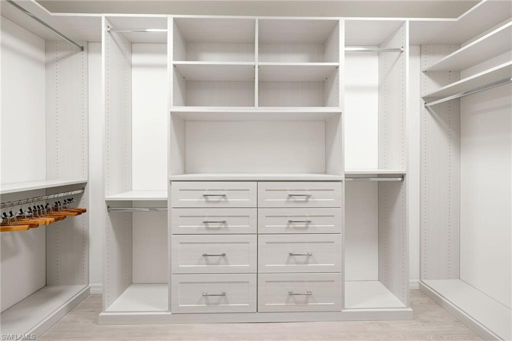 4401 Gulf Shore BLVD N # C605