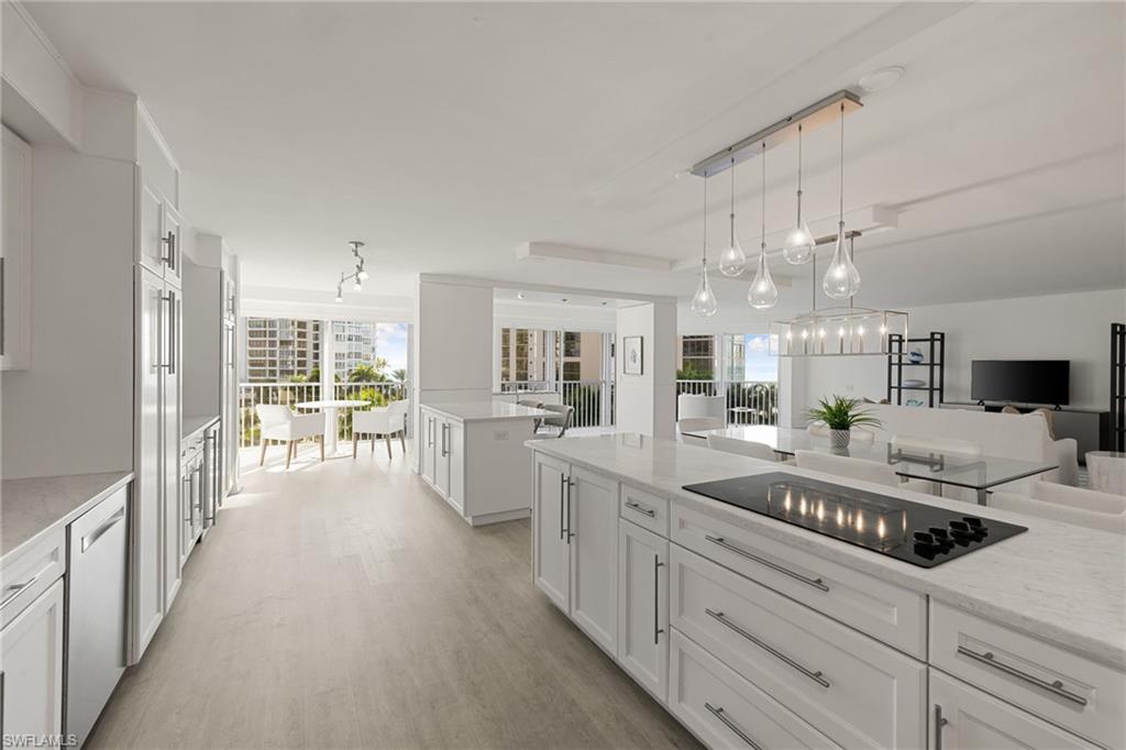 4401 Gulf Shore BLVD N # C605