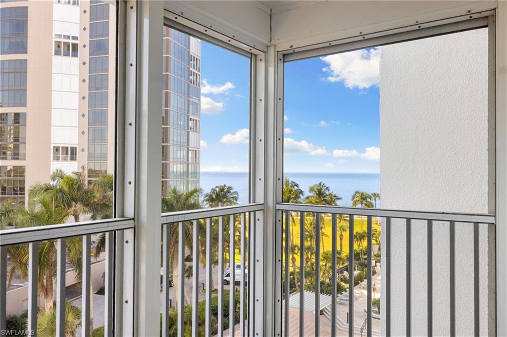 4401 Gulf Shore BLVD N # C605