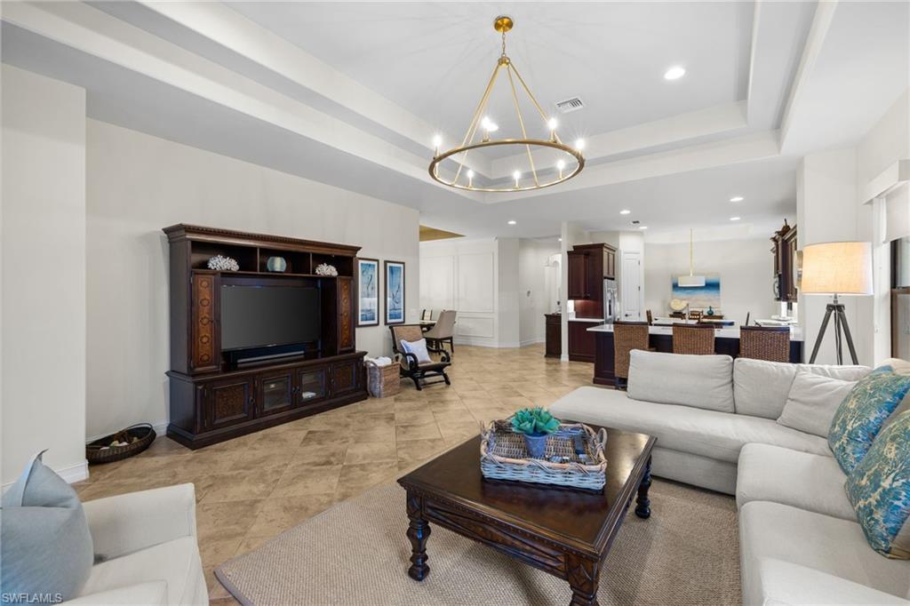 7591 MOORGATE POINT WAY