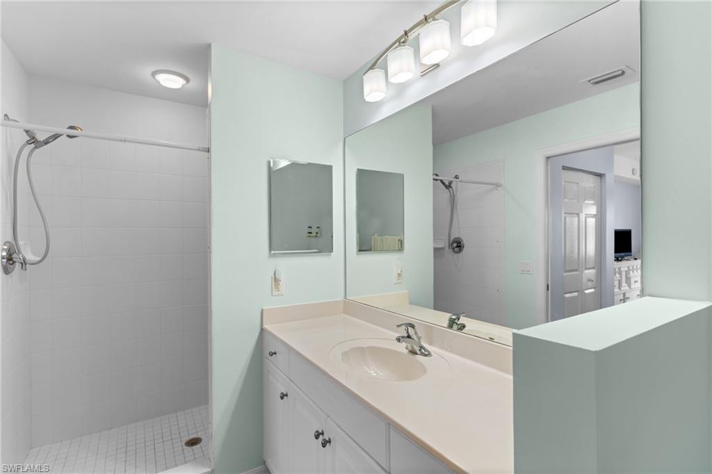 4000 Loblolly Bay DR # 306