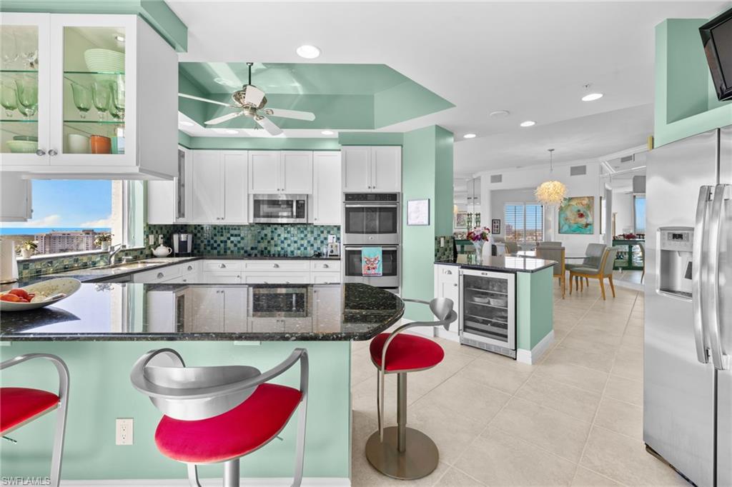 430 Cove Tower DR # 1501