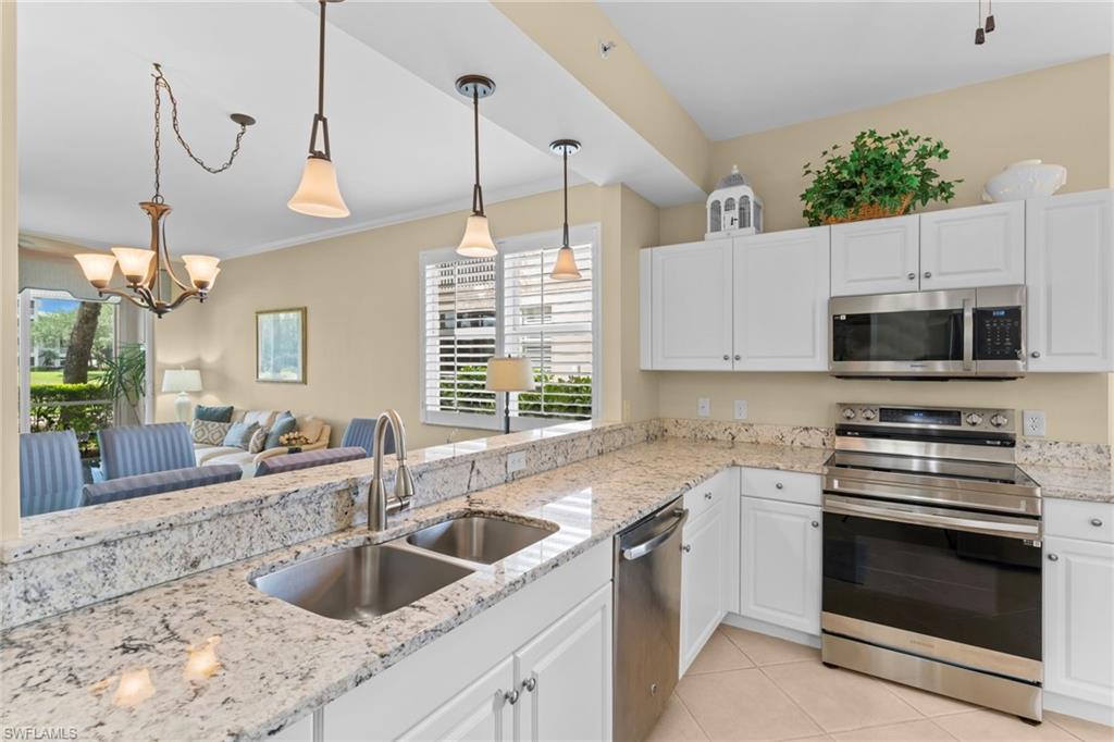 3980 Bishopwood CT E 4-106