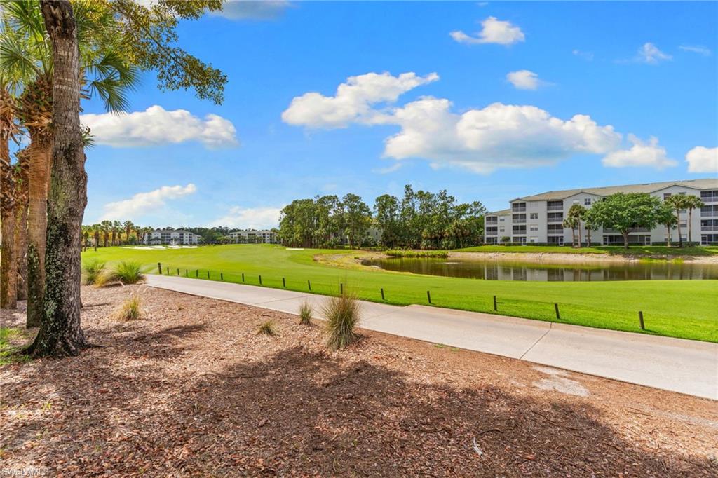 3980 Bishopwood CT E 4-106