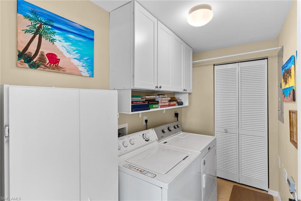 3980 Bishopwood CT E 4-106