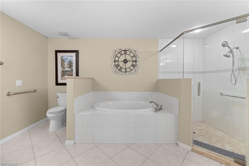 3970 Bishopwood CT W 102