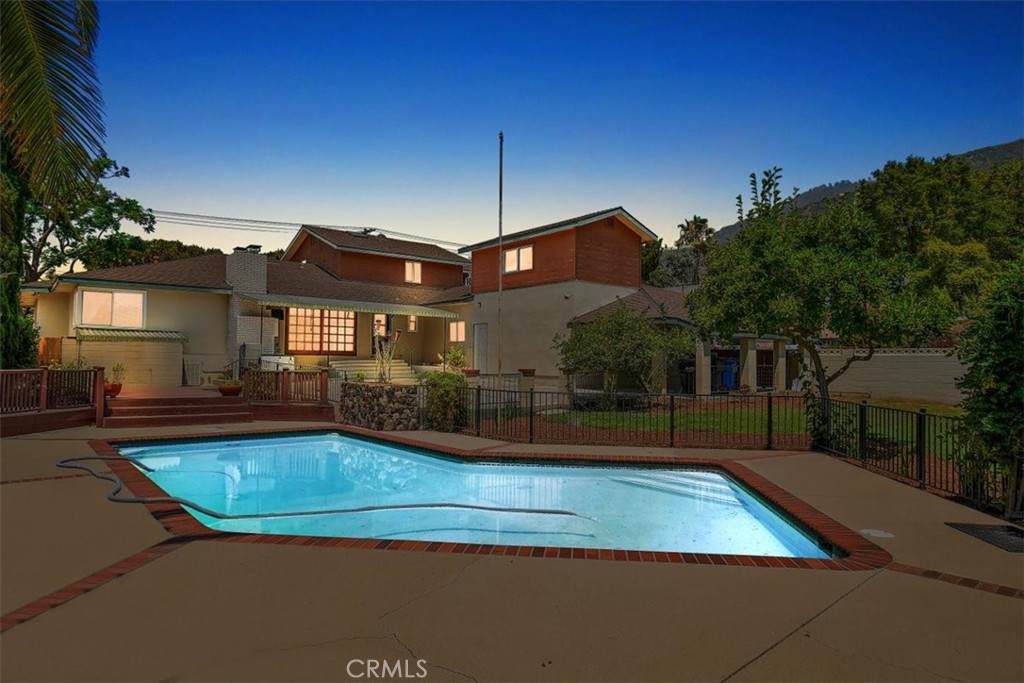 524 N Michillinda Avenue