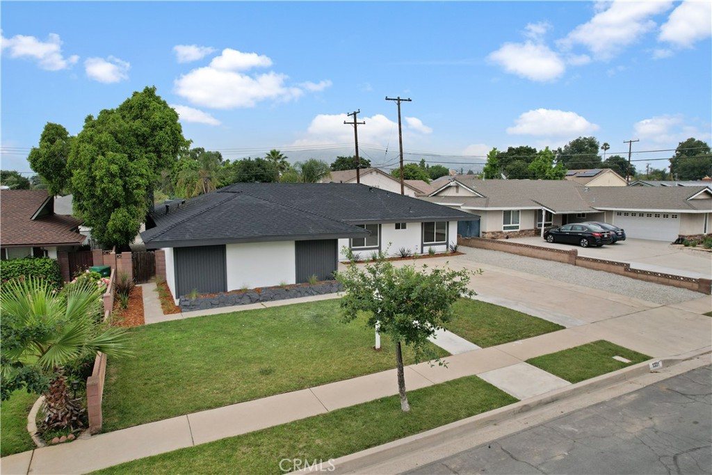 1331 Greenhaven Street