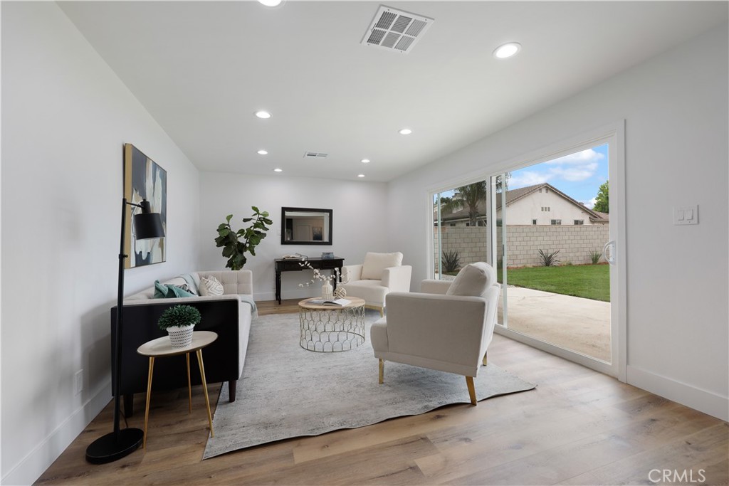 1331 Greenhaven Street