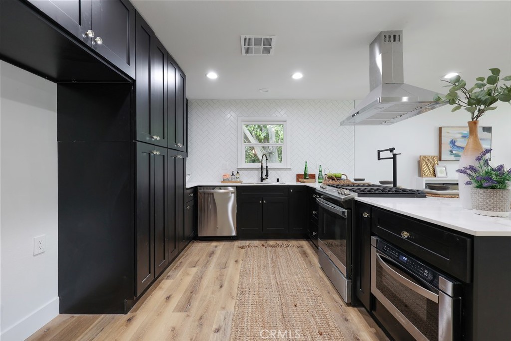 1331 Greenhaven Street