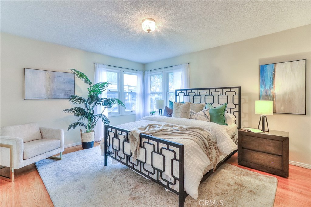 611 E Whitcomb Avenue