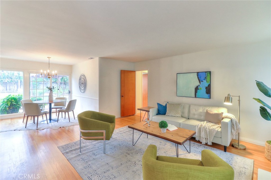 611 E Whitcomb Avenue