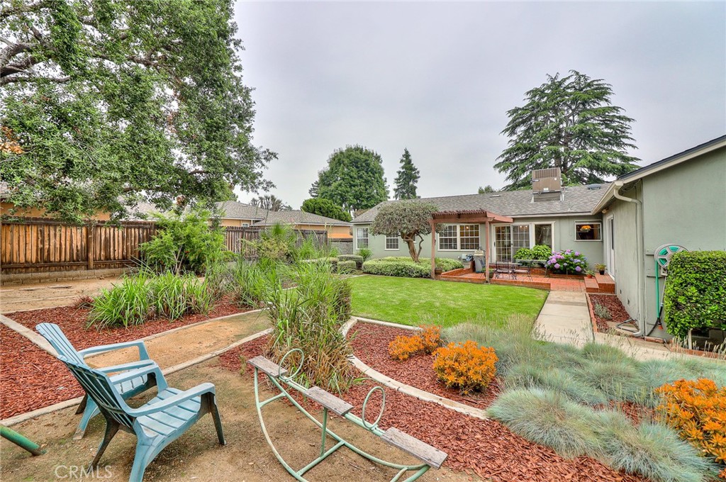 611 E Whitcomb Avenue