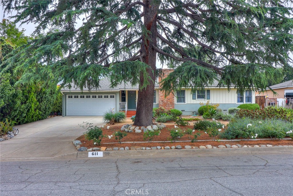 611 E Whitcomb Avenue