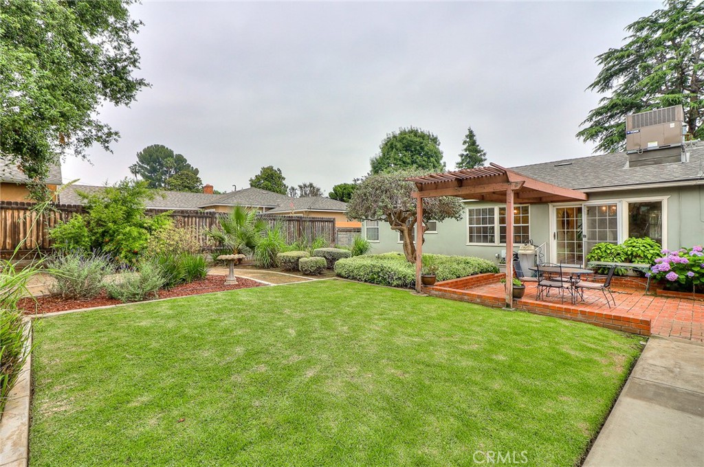 611 E Whitcomb Avenue