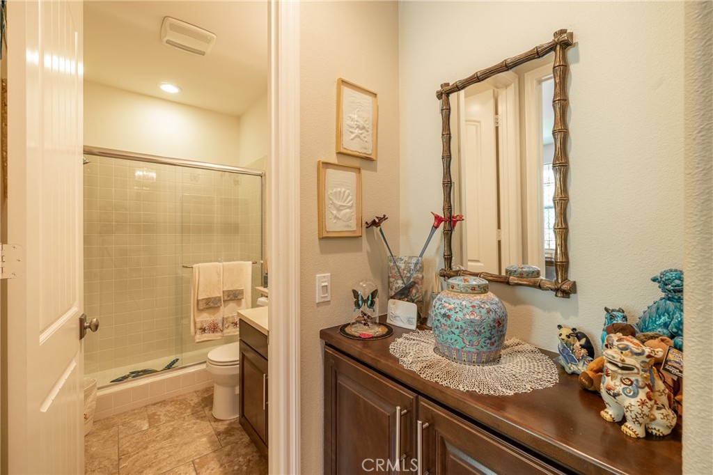 830 E Mckeller Court